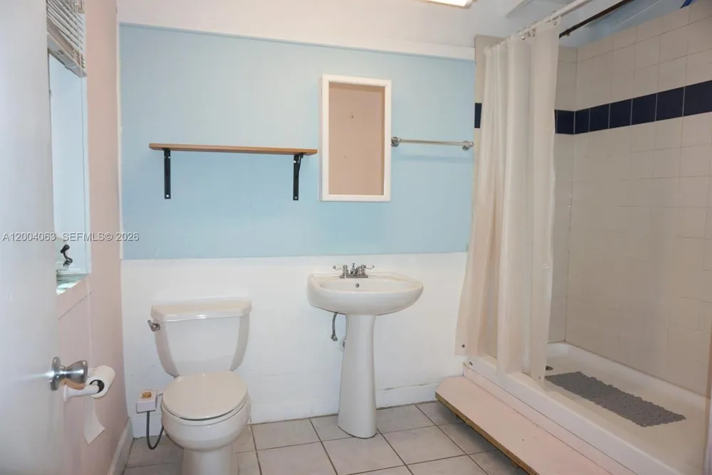 229 2nd Rd Key Largo, FL 33037