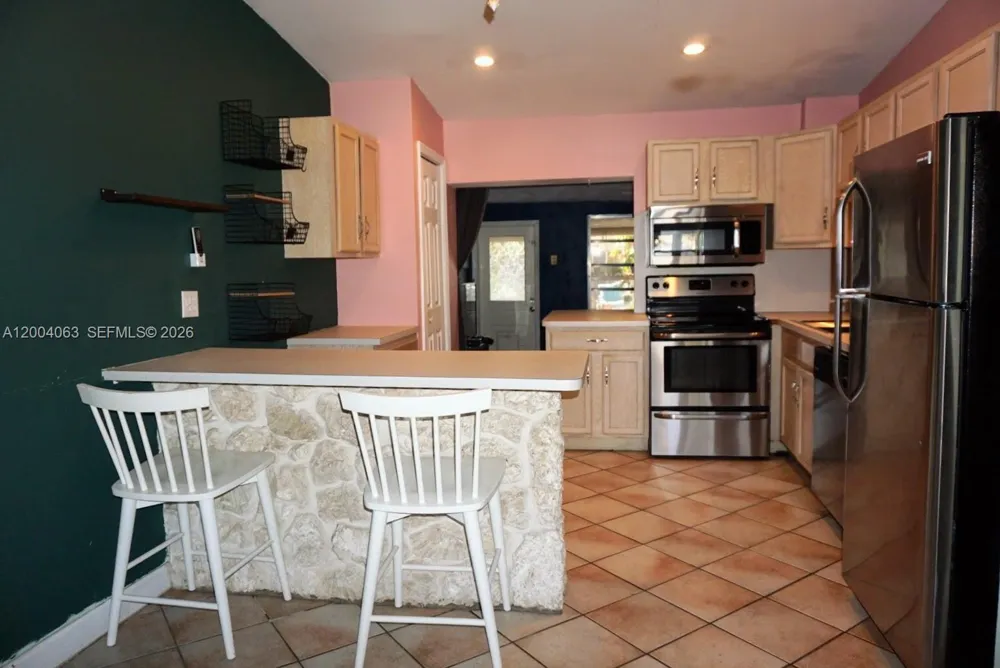 229 2nd Rd Key Largo, FL 33037