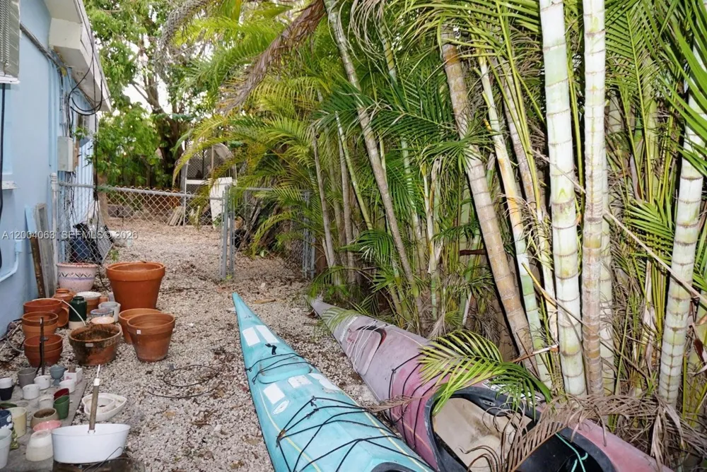229 2nd Rd Key Largo, FL 33037