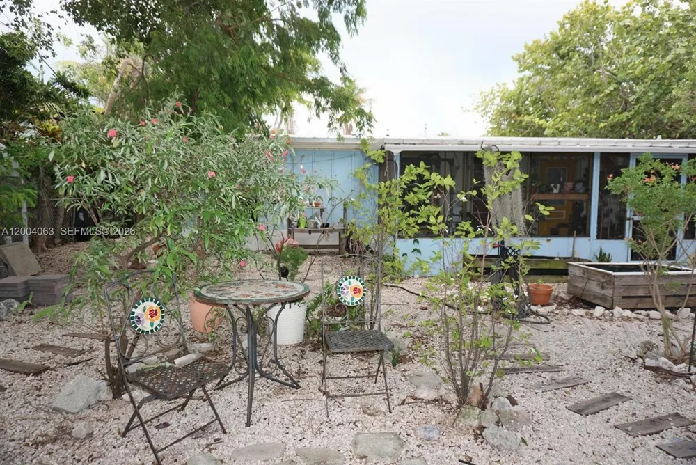 229 2nd Rd Key Largo, FL 33037