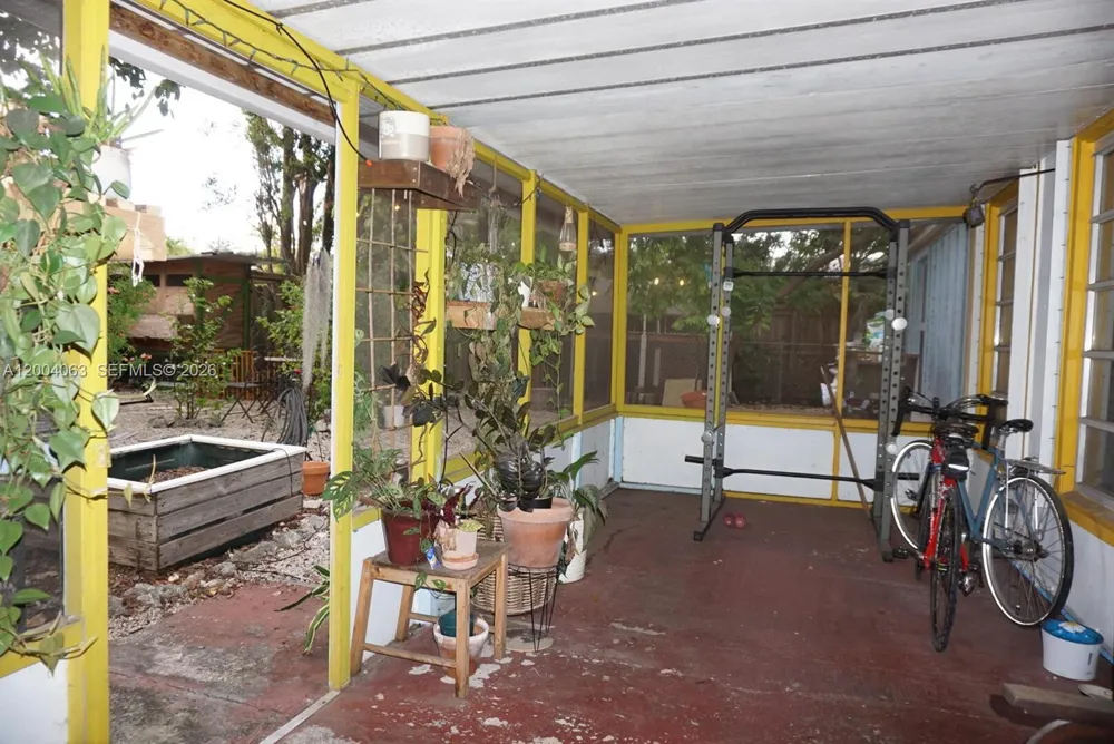 229 2nd Rd Key Largo, FL 33037