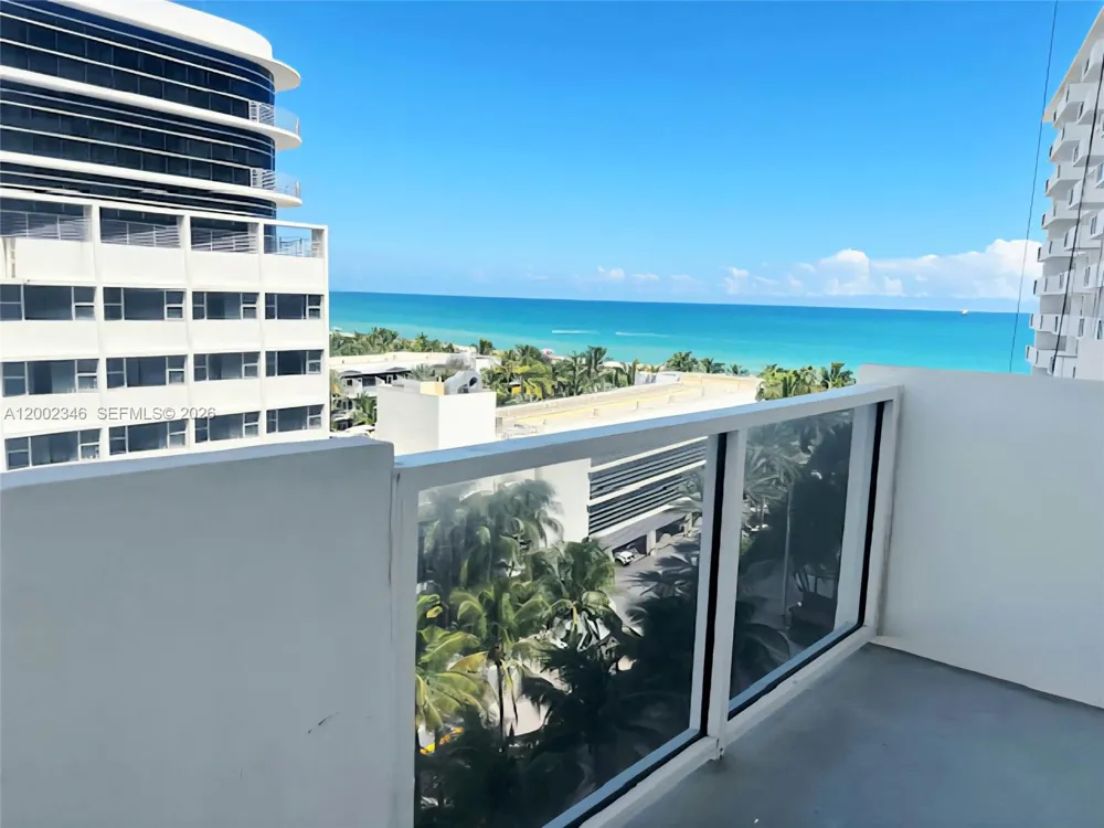100 Lincoln Rd #927 Miami Beach, FL 33139