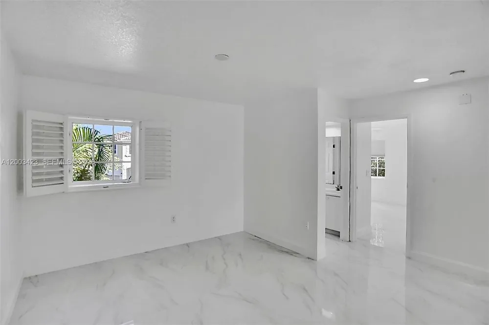 21032 NE 32nd Ave #21032 Aventura, FL 33180