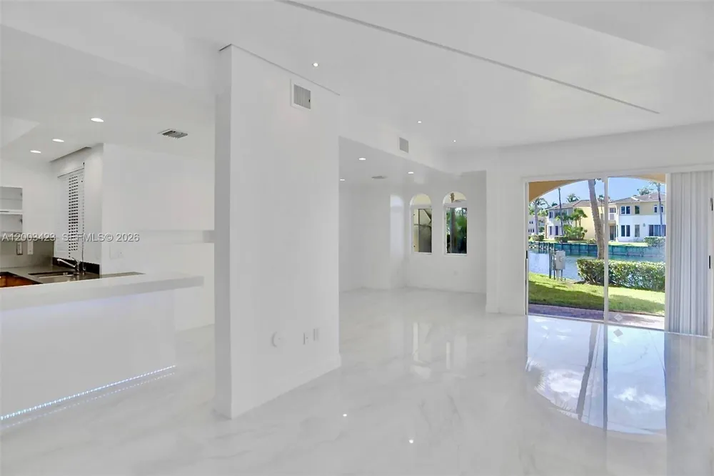 21032 NE 32nd Ave #21032 Aventura, FL 33180