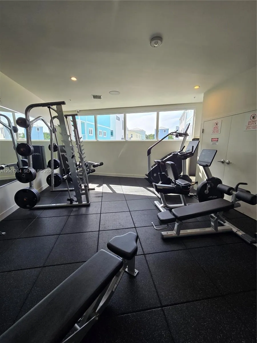 94825 Overseas Hwy #187 Key Largo, FL 33037