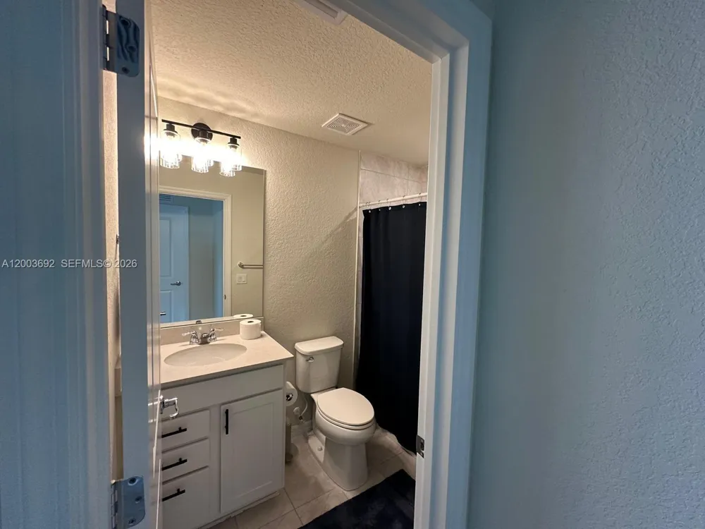 3235 Watercress DR Lauderdale Lakes, FL 33311