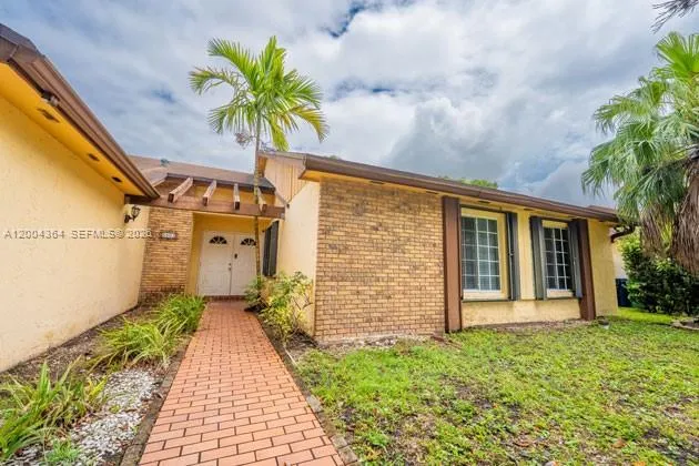 5501 SW 147th Pl Miami, FL 33185