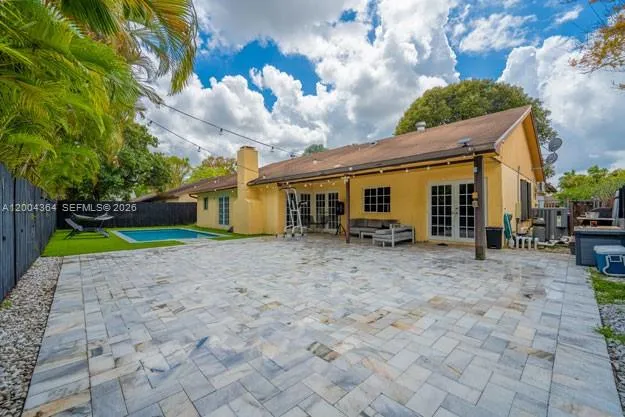5501 SW 147th Pl Miami, FL 33185