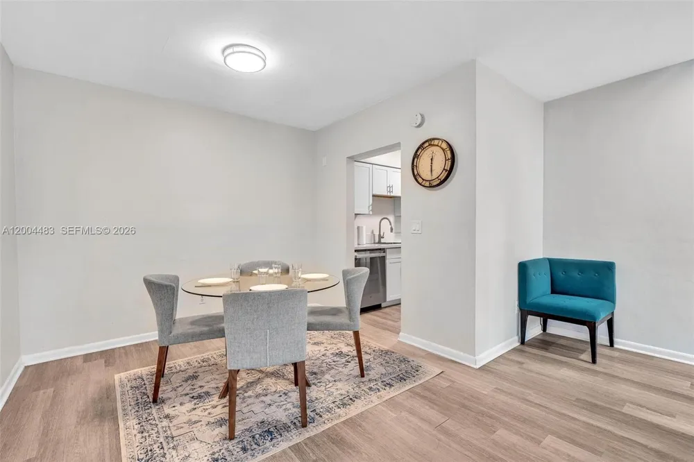 10006 E Bay Harbor Dr #17 Bay Harbor Islands, FL 33154
