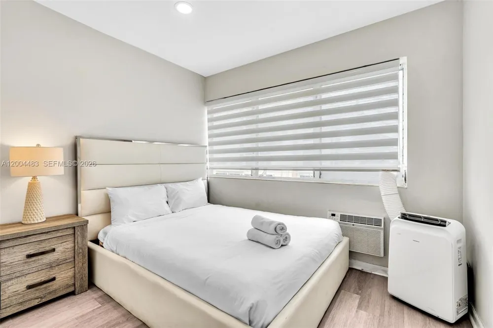 10006 E Bay Harbor Dr #17 Bay Harbor Islands, FL 33154