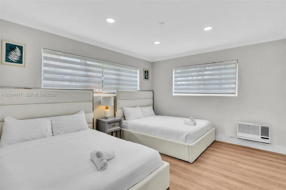 10000 E Bay Harbor Dr #12 Bay Harbor Islands, FL 33154