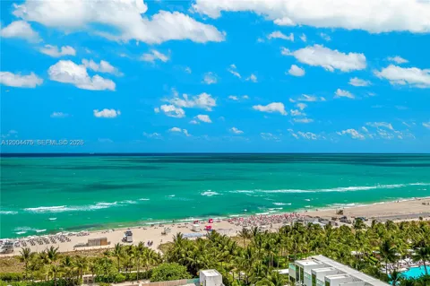 2301 Collins Ave #1440
