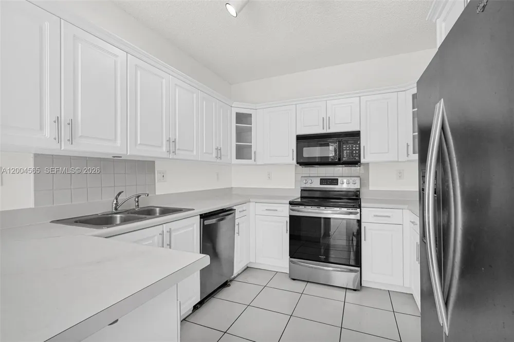 1675 Yellowheart Way Hollywood, FL 33019