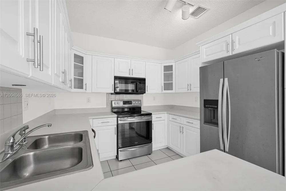 1675 Yellowheart Way Hollywood, FL 33019