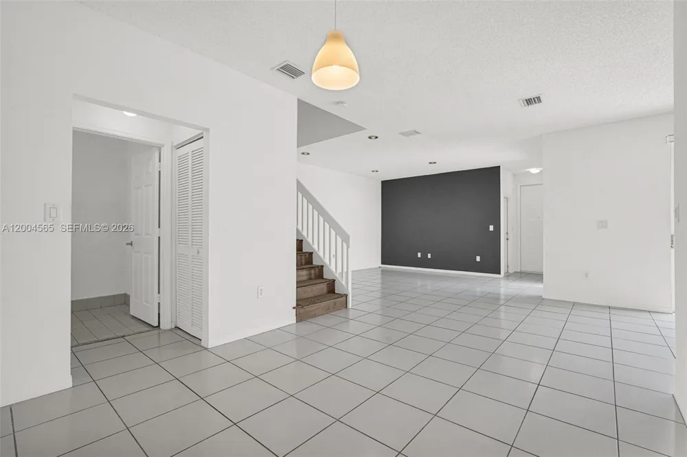 1675 Yellowheart Way Hollywood, FL 33019
