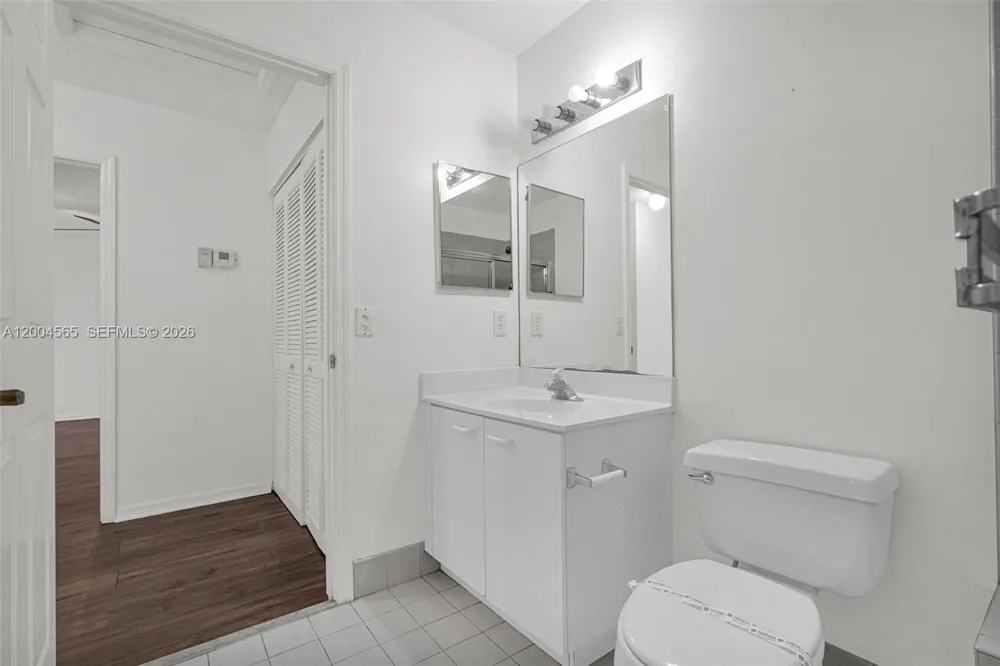 1675 Yellowheart Way Hollywood, FL 33019