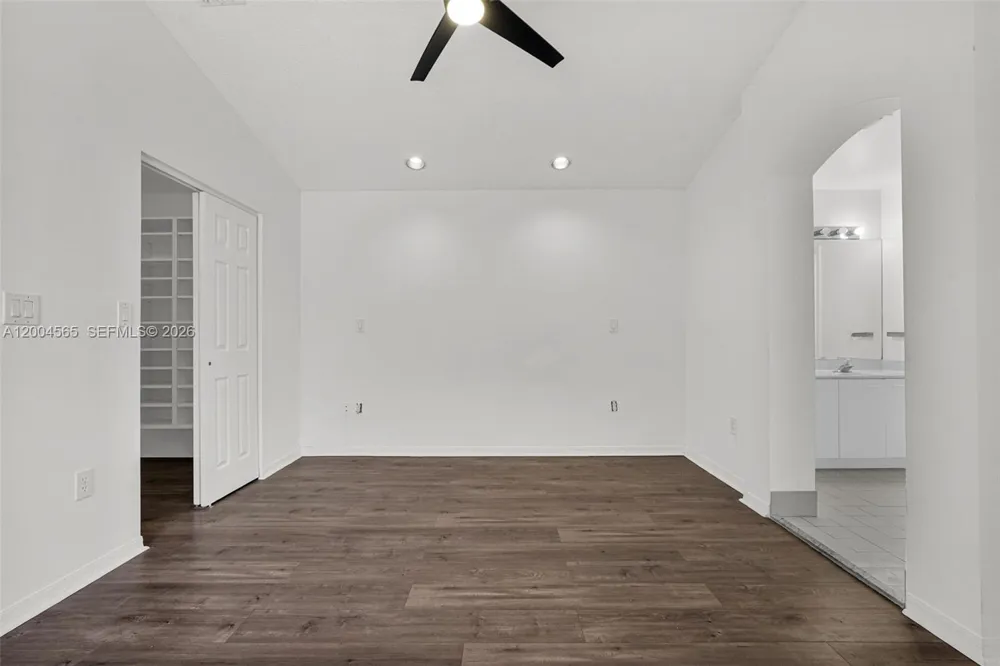 1675 Yellowheart Way Hollywood, FL 33019