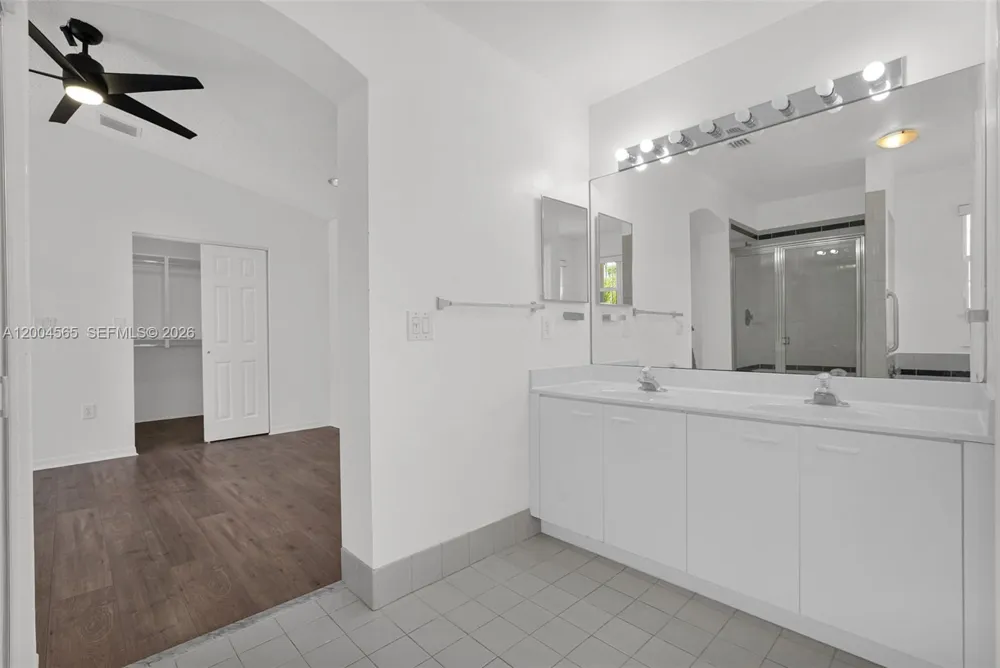 1675 Yellowheart Way Hollywood, FL 33019