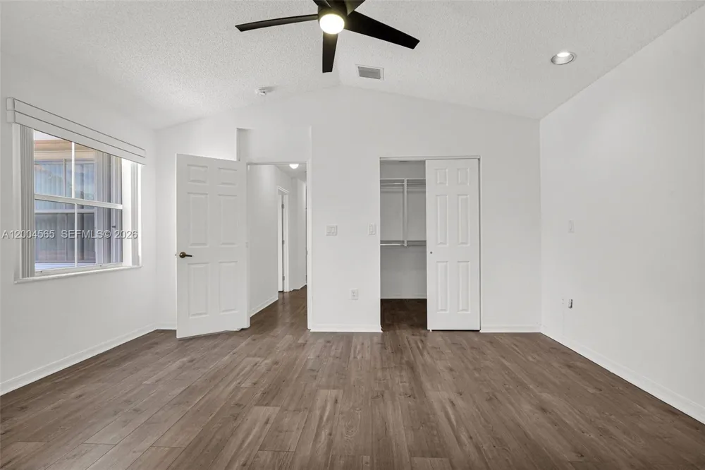 1675 Yellowheart Way Hollywood, FL 33019