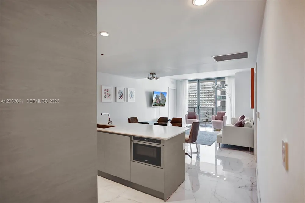 1300 S Miami Ave #3111 Miami, FL 33130