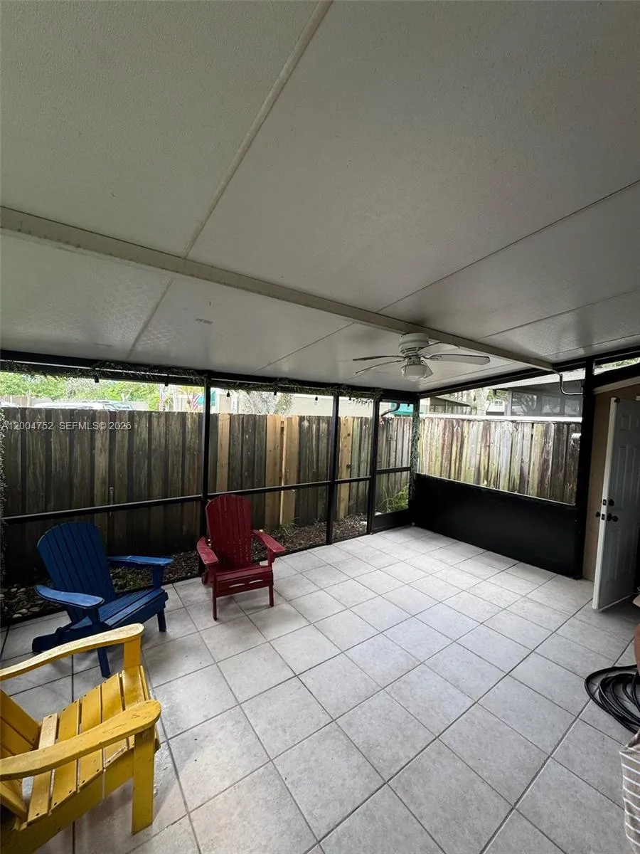 5127 SW 123rd Ave Cooper City, FL 33330