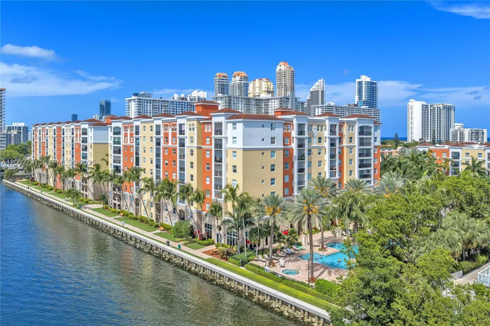 17125 Bay Rd #3204 Sunny Isles Beach, FL 33160