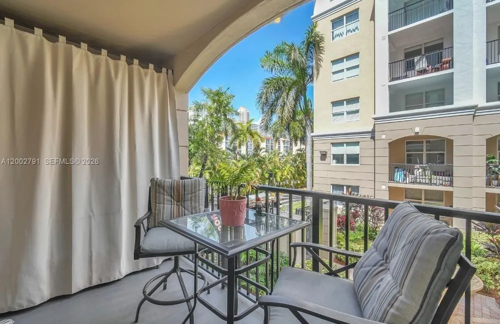17125 Bay Rd #3204 Sunny Isles Beach, FL 33160