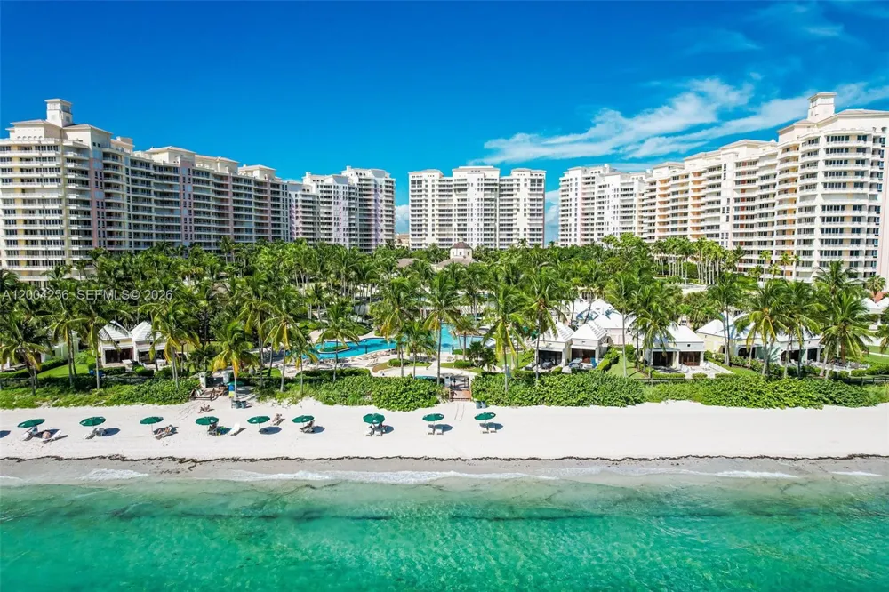 791 Crandon Blvd #302 Key Biscayne, FL 33149
