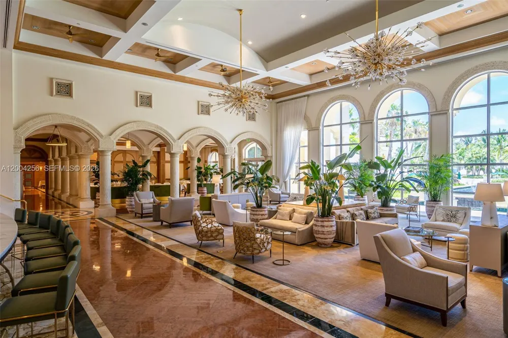 791 Crandon Blvd #302 Key Biscayne, FL 33149
