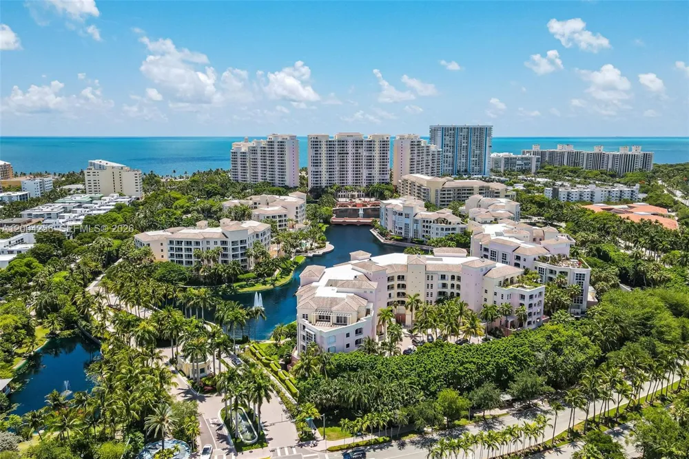 791 Crandon Blvd #302 Key Biscayne, FL 33149