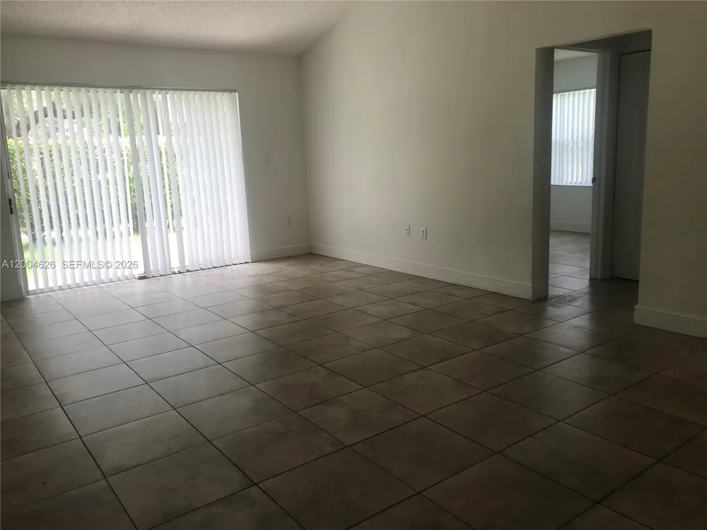 3825 NW 90th Ave #3825 Sunrise, FL 33351
