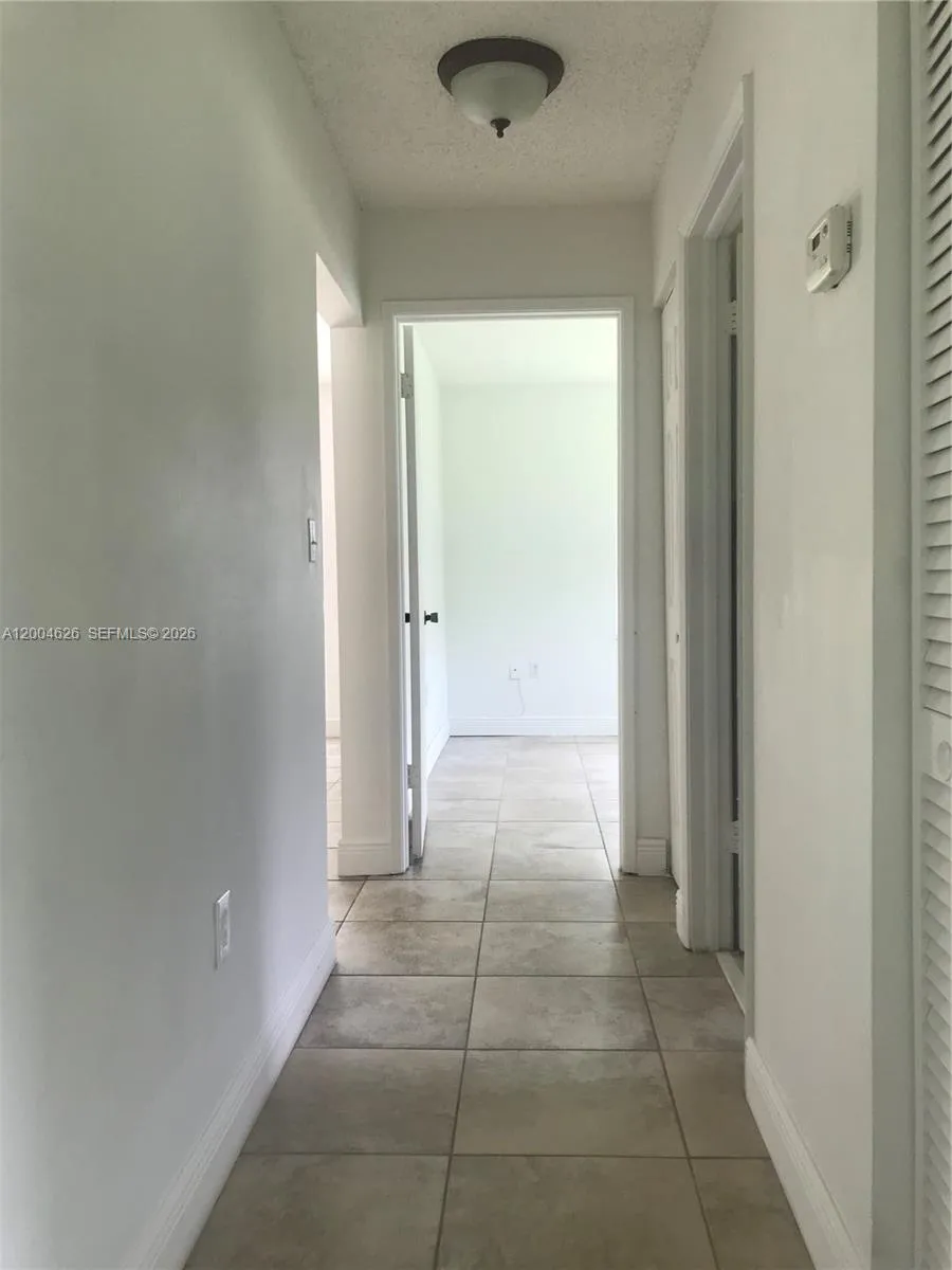 3825 NW 90th Ave #3825 Sunrise, FL 33351