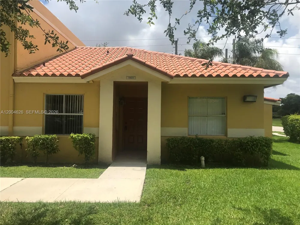 3825 NW 90th Ave #3825 Sunrise, FL 33351