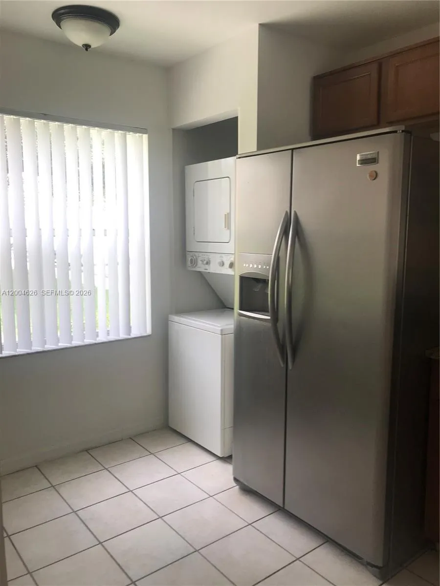 3825 NW 90th Ave #3825 Sunrise, FL 33351