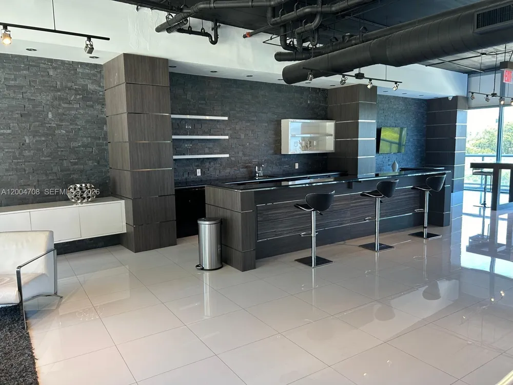 601 NE 36th St #801 Miami, FL 33137