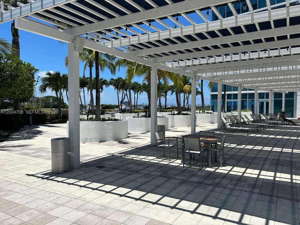 601 NE 36th St #801 Miami, FL 33137
