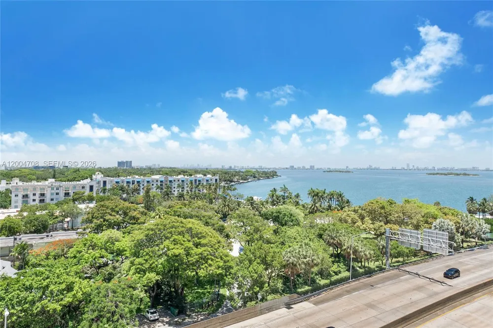 601 NE 36th St #801 Miami, FL 33137