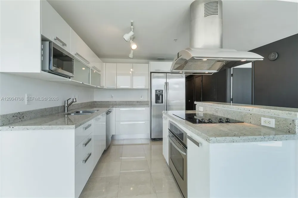 601 NE 36th St #801 Miami, FL 33137