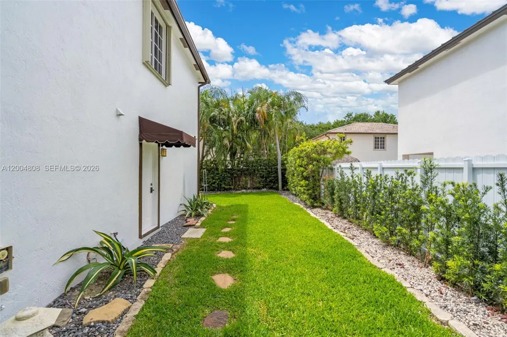 16230 NW 84th Ct Miami Lakes, FL 33016