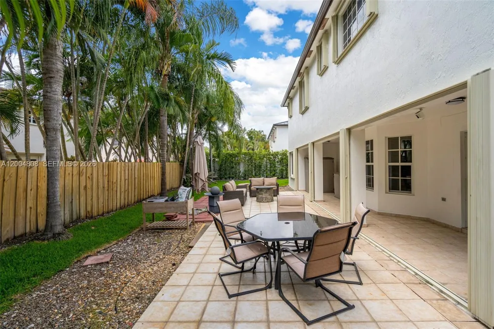 16230 NW 84th Ct Miami Lakes, FL 33016