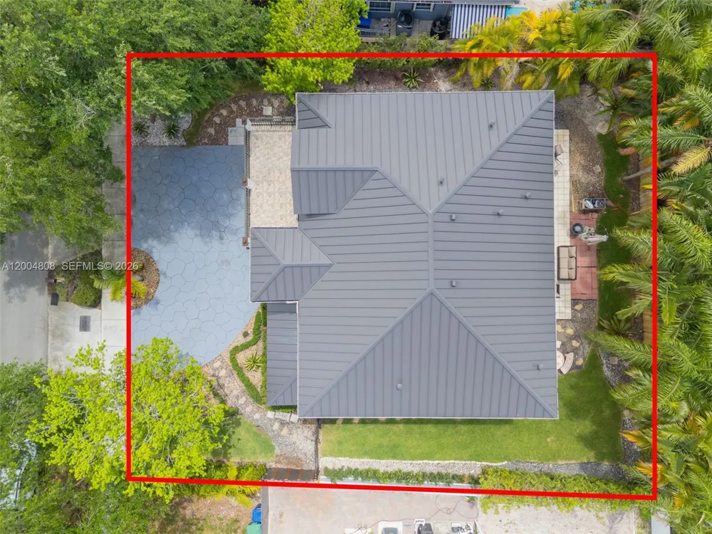 16230 NW 84th Ct Miami Lakes, FL 33016