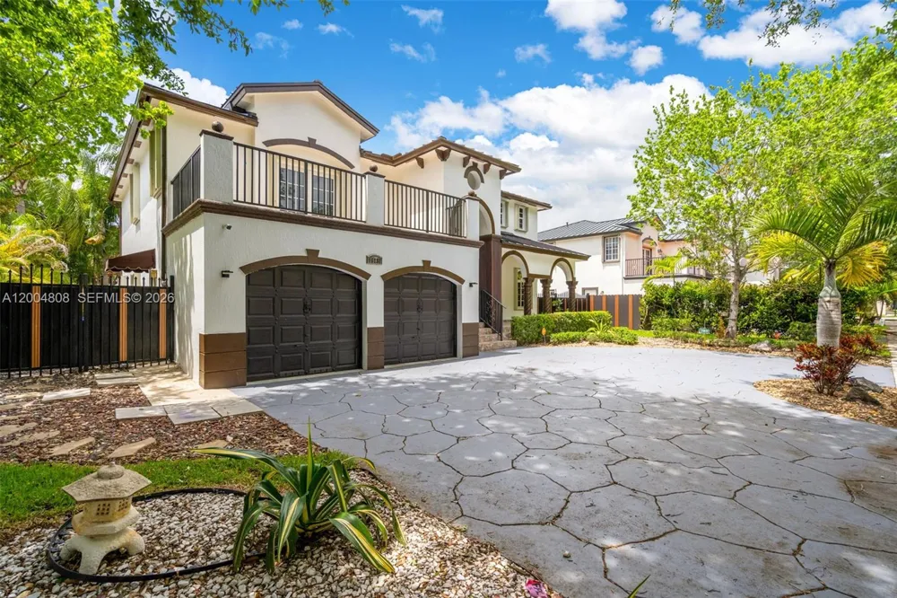 16230 NW 84th Ct Miami Lakes, FL 33016