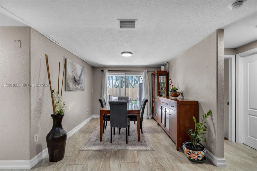 16230 NW 84th Ct Miami Lakes, FL 33016