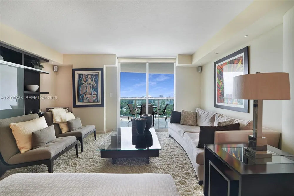 2101 Brickell Ave #1812 Miami, FL 33129
