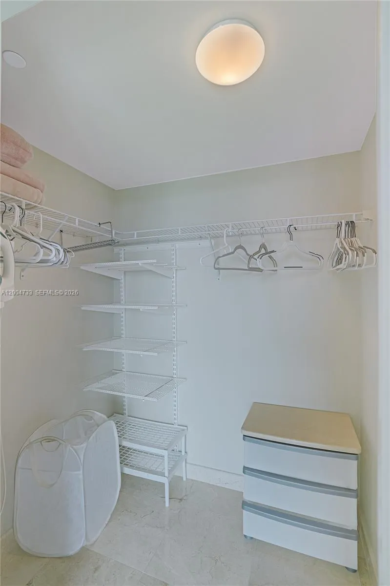 2101 Brickell Ave #1812 Miami, FL 33129