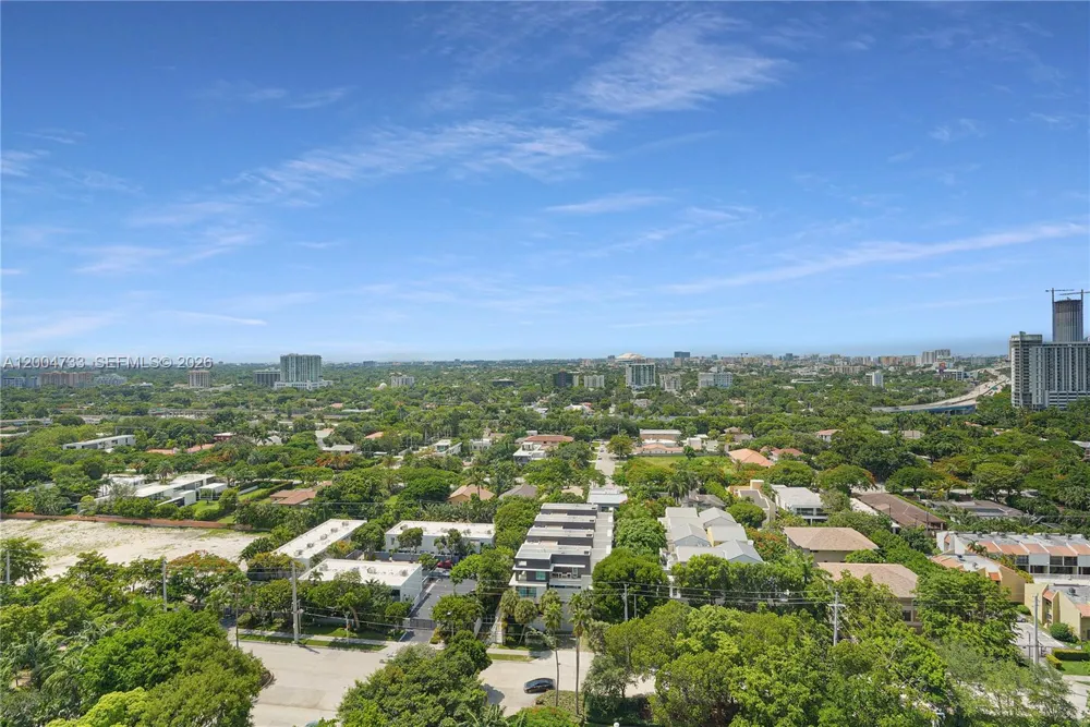 2101 Brickell Ave #1812 Miami, FL 33129