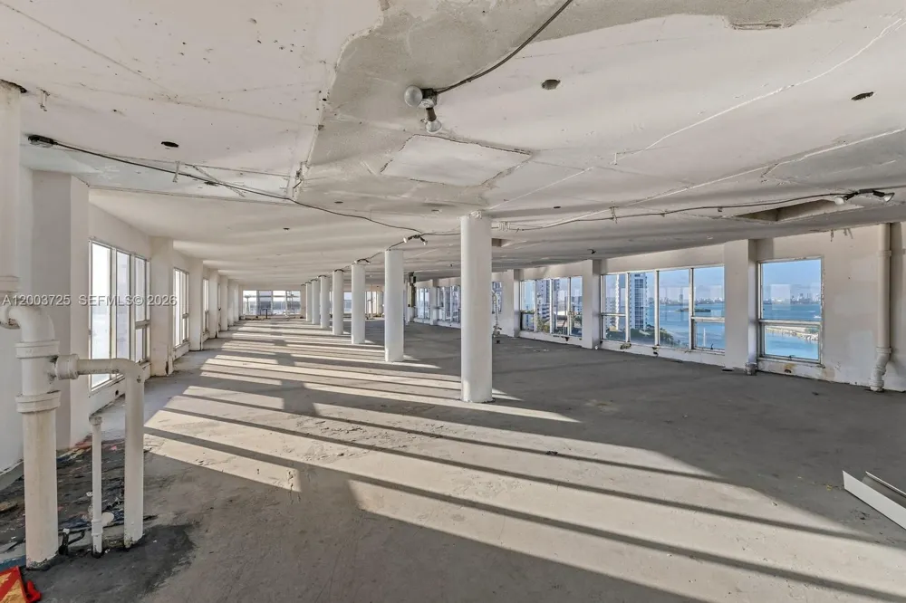 7904 West Dr #PENTHOUSE North Bay Village, FL 33141