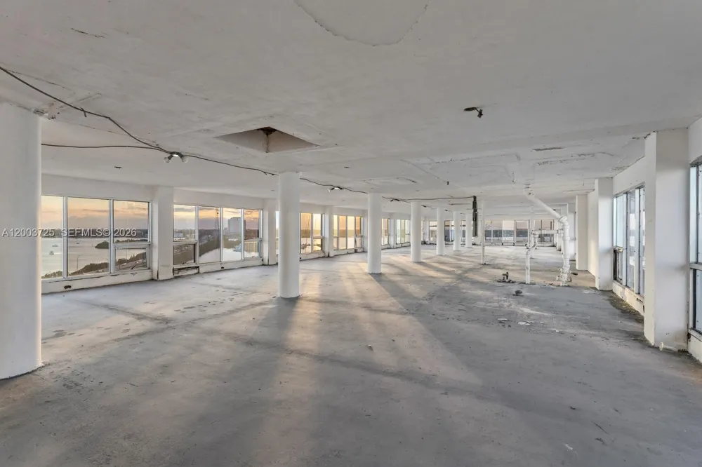 7904 West Dr #PENTHOUSE North Bay Village, FL 33141