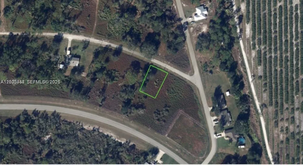 567 NE Farrell Drive Lake Placid, FL 33852