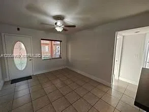 2330 NW 11th St #24 Miami, FL 33125